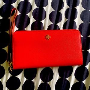 Tory Burch wallet